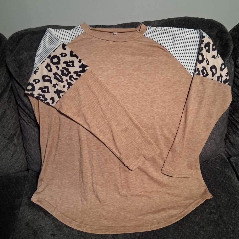 Casual Tan Long Sleeve Top with Animal Print by [Brand]
